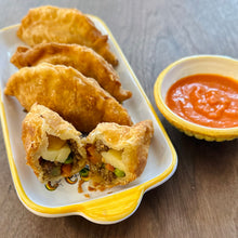 Load image into Gallery viewer, CHEF RUDY'S EXTRA SPICY JACKFRUIT MAANGHANG hot sauce